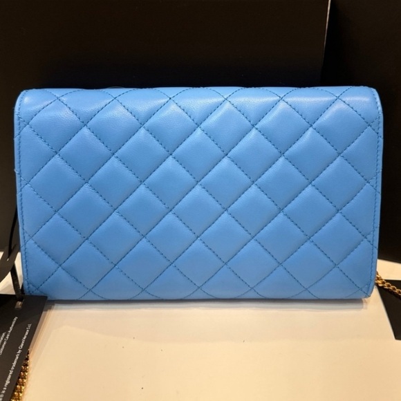 Authentic NWT Versace Rare Blue Quilted Evening Clutch/ Purse - Picture 3 of 8